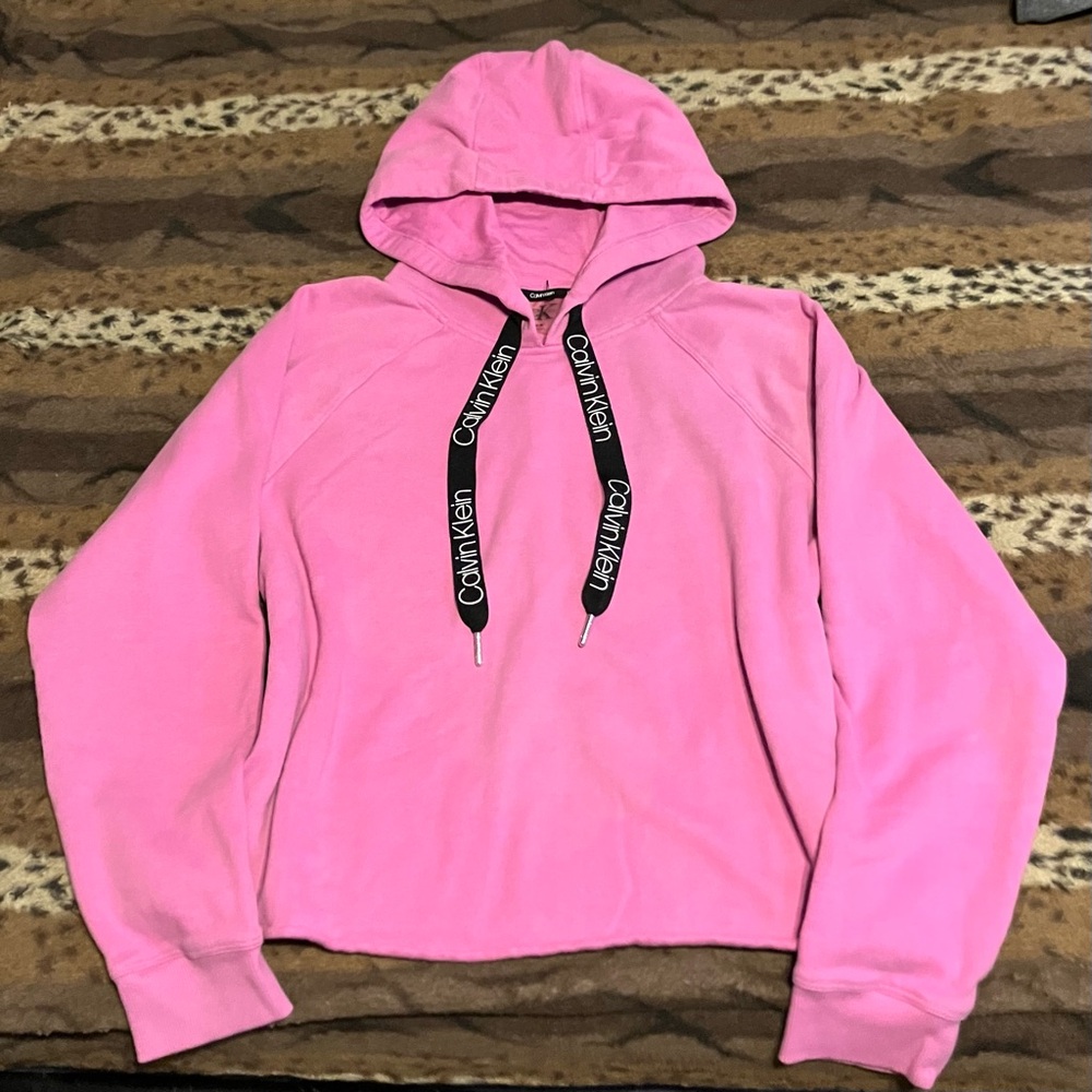 Calvin Klein Pink Cropped Hoodie (Medium)